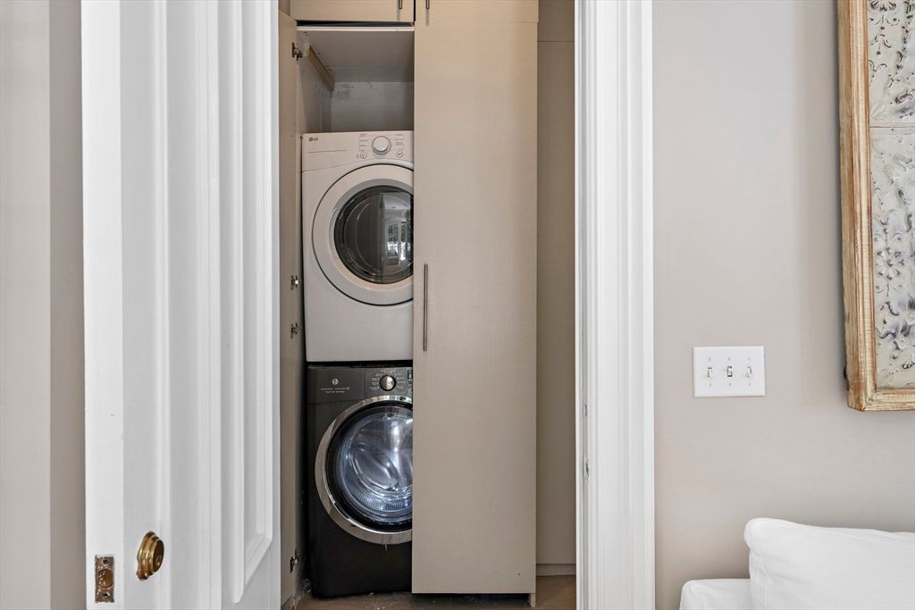 Interior, Utility Closets, Washer