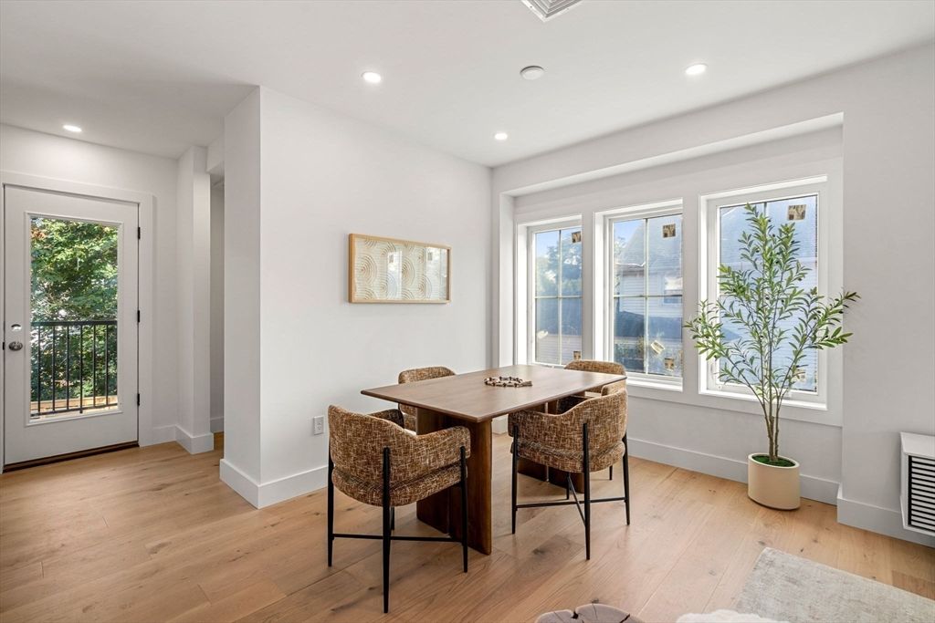 Dining room, Interior, Recessed Lighting, Wood Texture Flooring