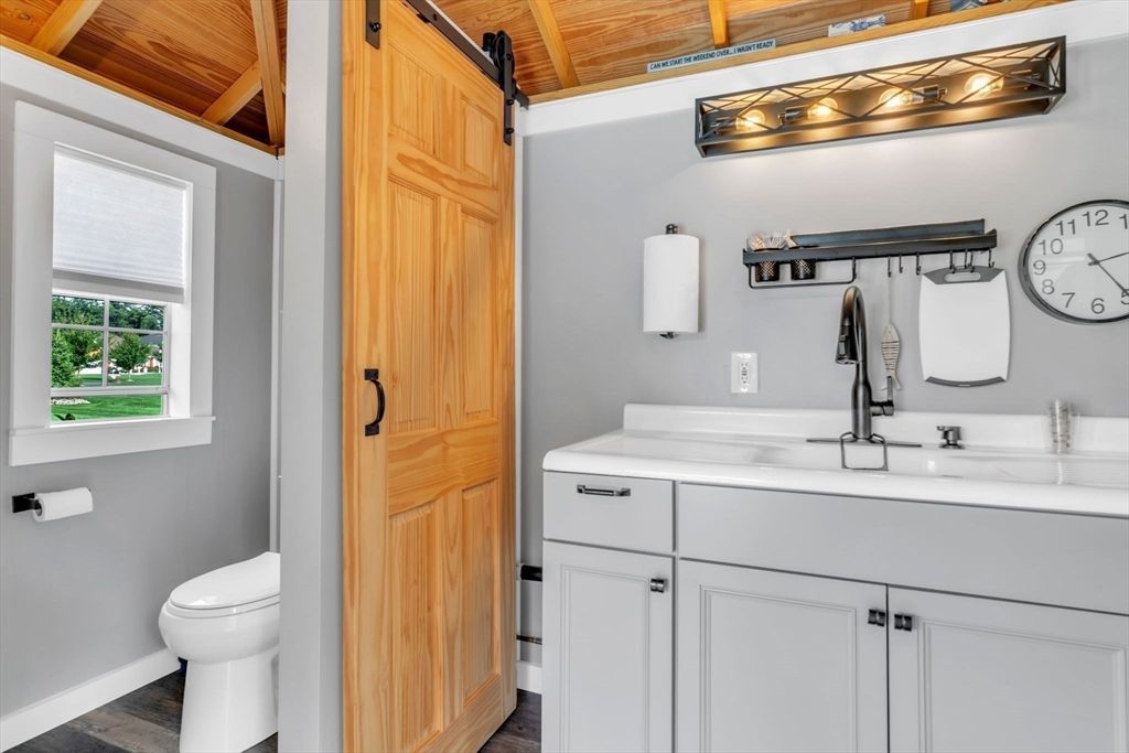 Bathroom, Interior, Wooden Ceilings, Wood Texture Flooring