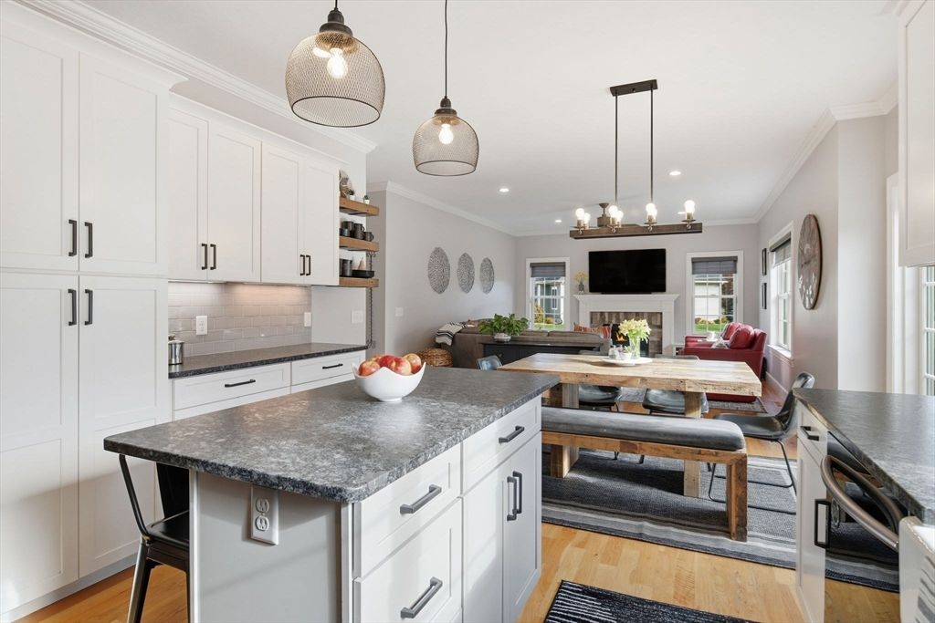 Dining room, Fireplace, Interior, Kitchen, Pendant Lights, Recessed Lighting, Wood Texture Flooring