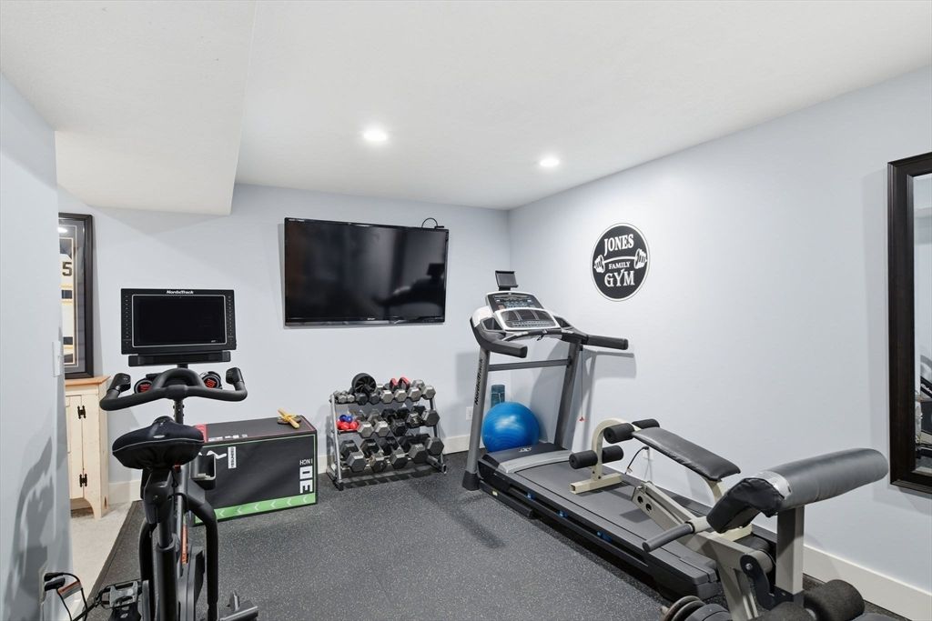 Fitness Equipment, Interior, Recessed Lighting