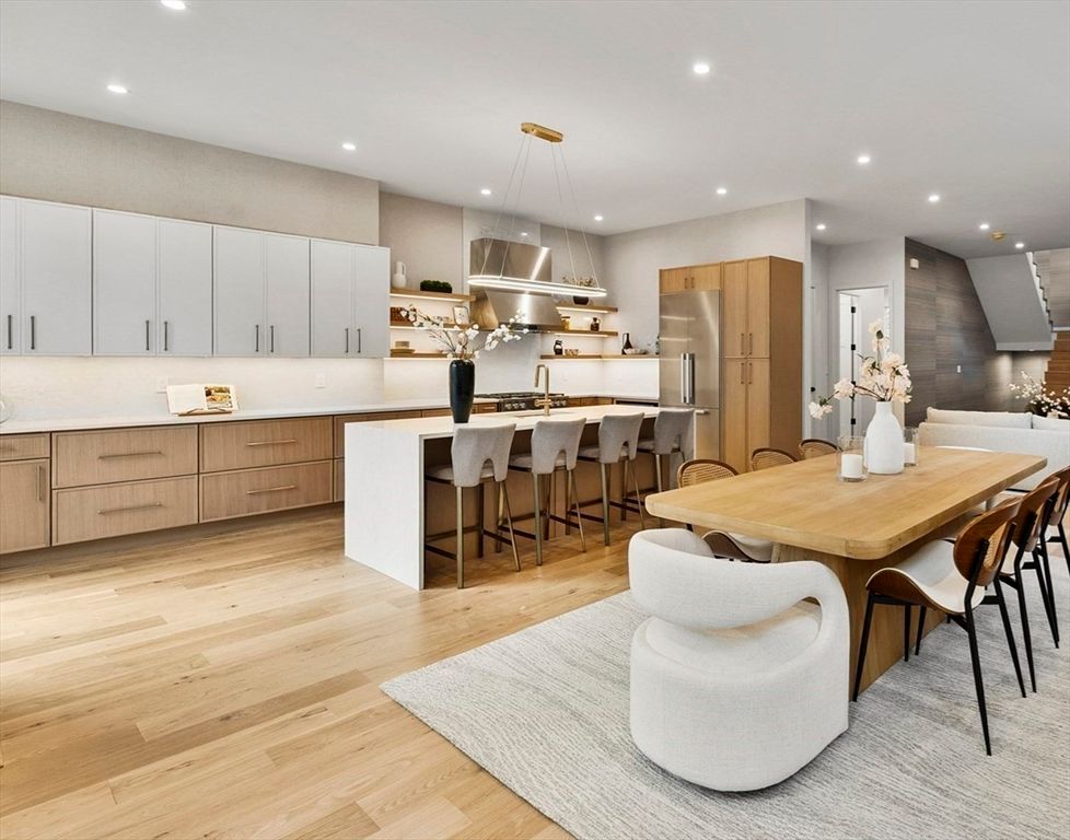 Dining room, Interior, Kitchen, Pendant Lights, Recessed Lighting, Stainless Steel Appliances, Wood Texture Flooring