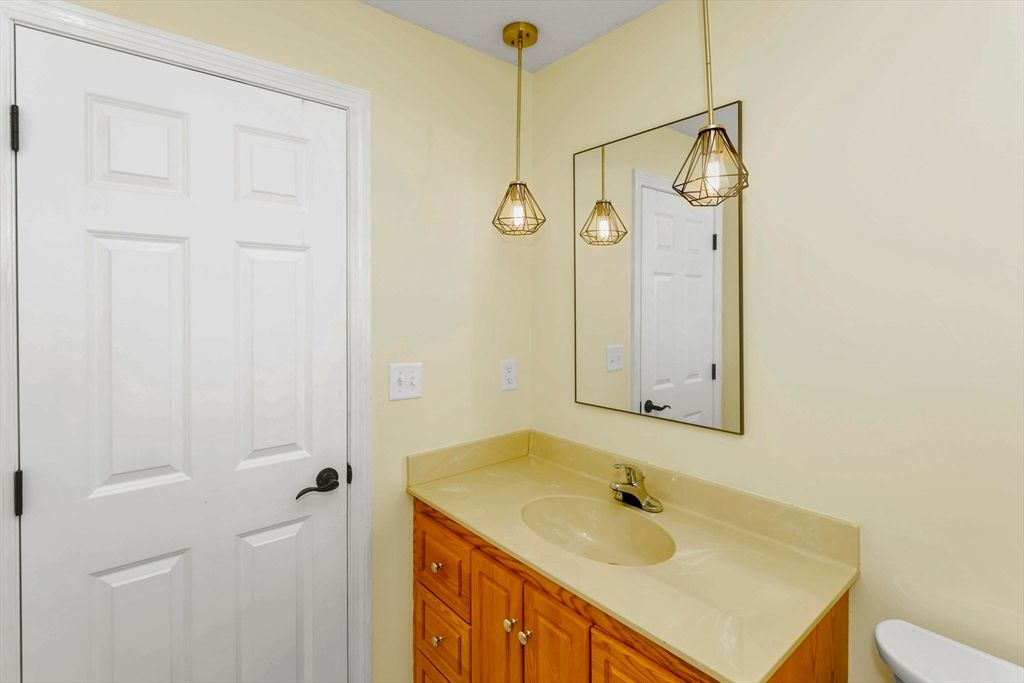 Bathroom, Interior, Pendant Lights