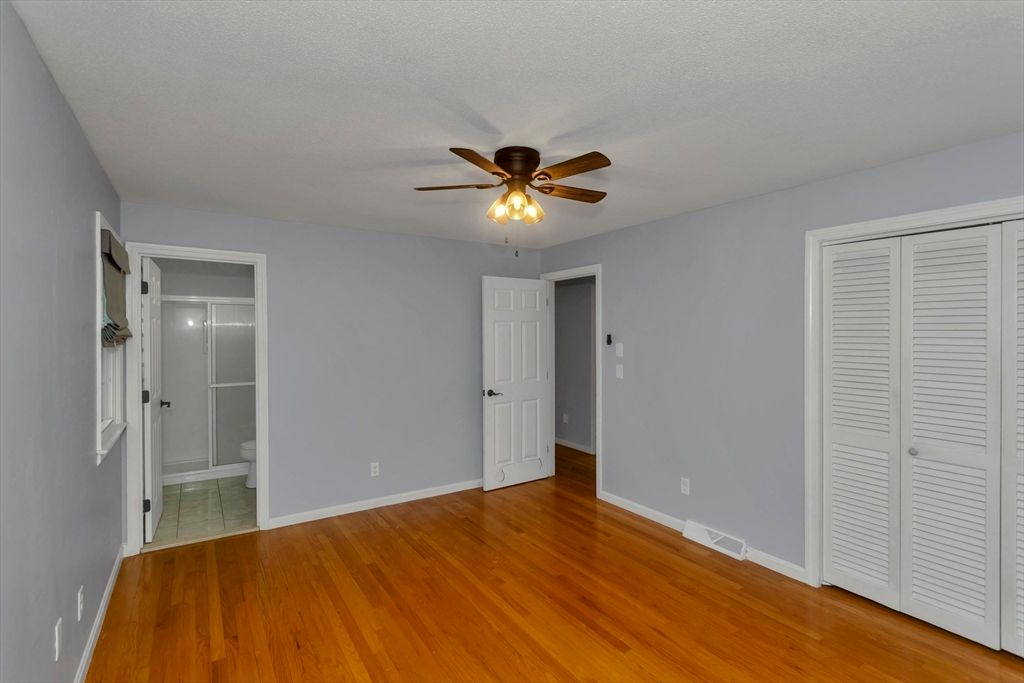 Bathroom, Empty room, Interior, Wood Texture Flooring