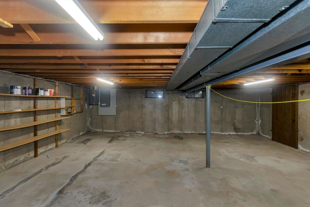 Interior, Wooden Beams