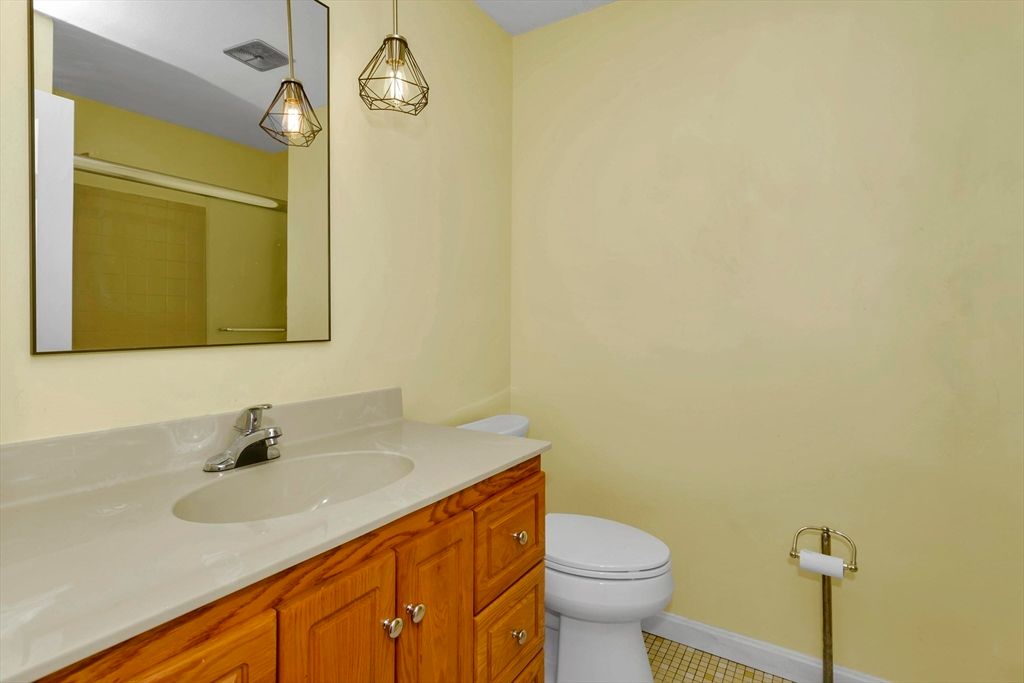 Bathroom, Interior, Pendant Lights