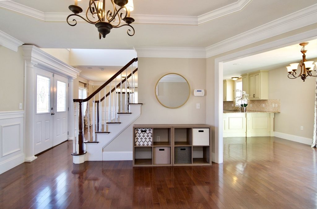 Chandelier, Interior, Wood Texture Flooring