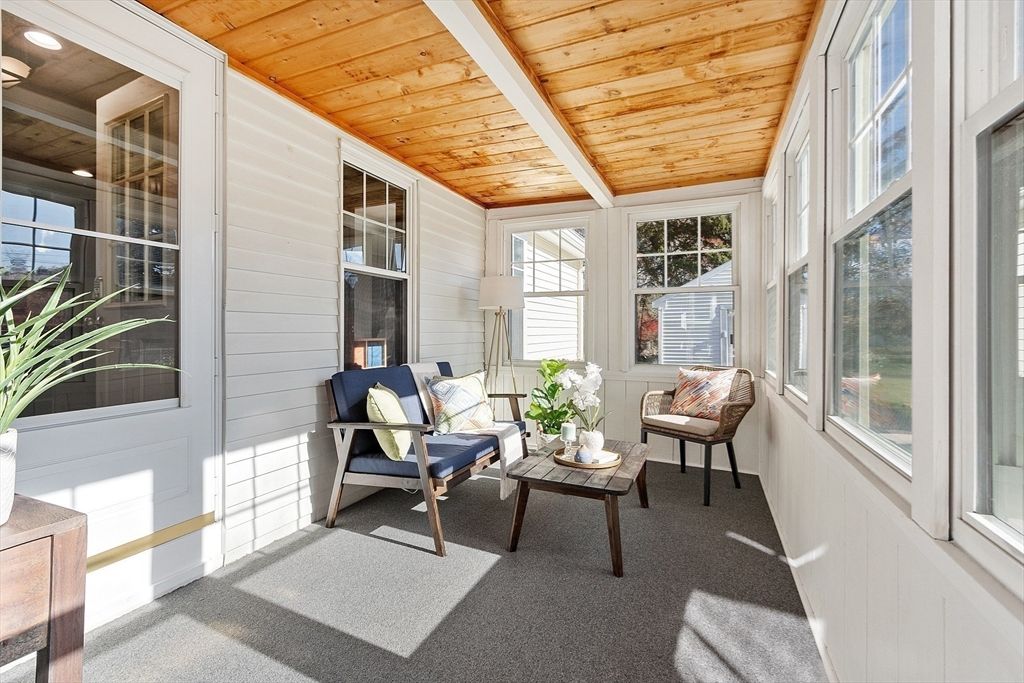 Interior, Living room, Sun Room, Wooden Ceilings