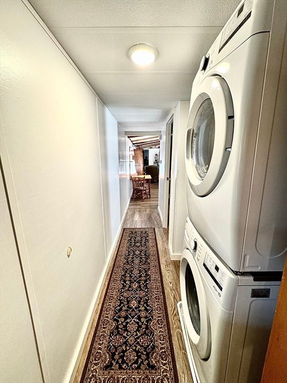 Interior, Recessed Lighting, Utility Closets, Washer, Wood Texture Flooring