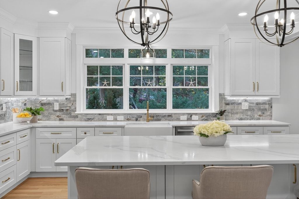 Chandelier, Interior, Kitchen, Pendant Lights, Recessed Lighting, Wood Texture Flooring