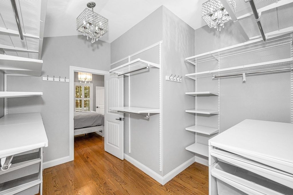 Chandelier, Interior, Walk-in Closets, Wood Texture Flooring