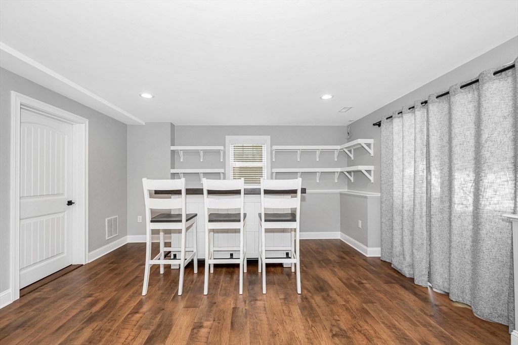 Dining room, Interior, Recessed Lighting, Wood Texture Flooring