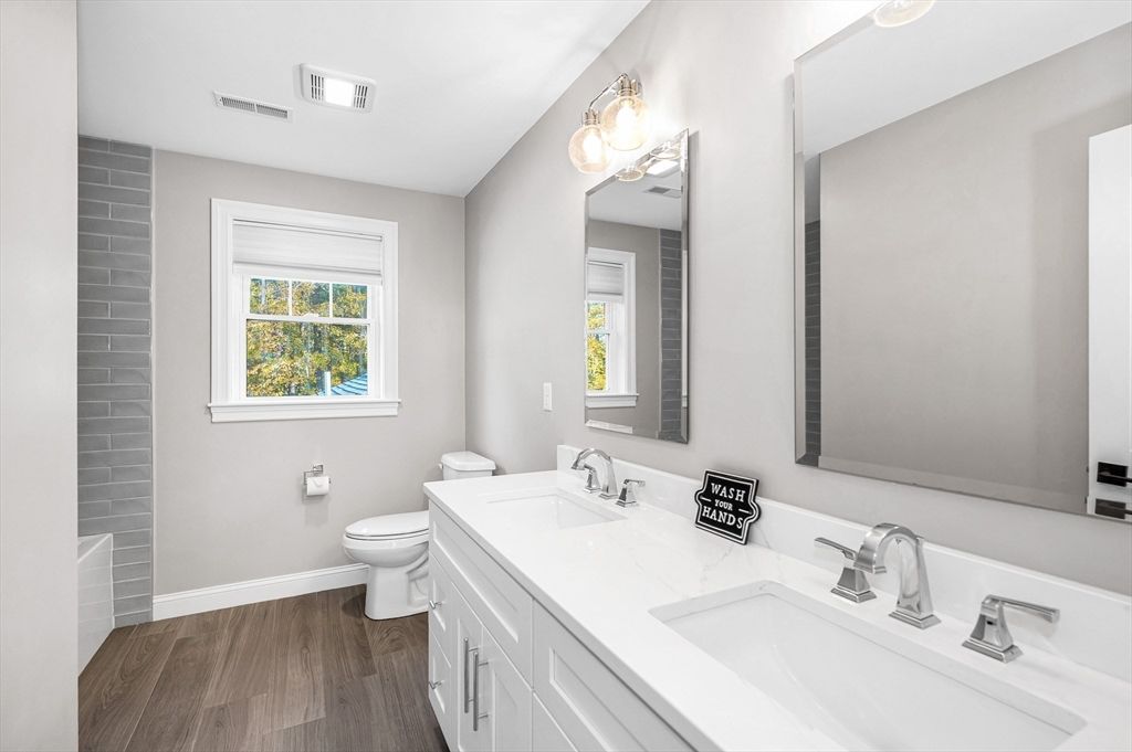 Bathroom, Dual Sink Vanities, Interior, Wood Texture Flooring