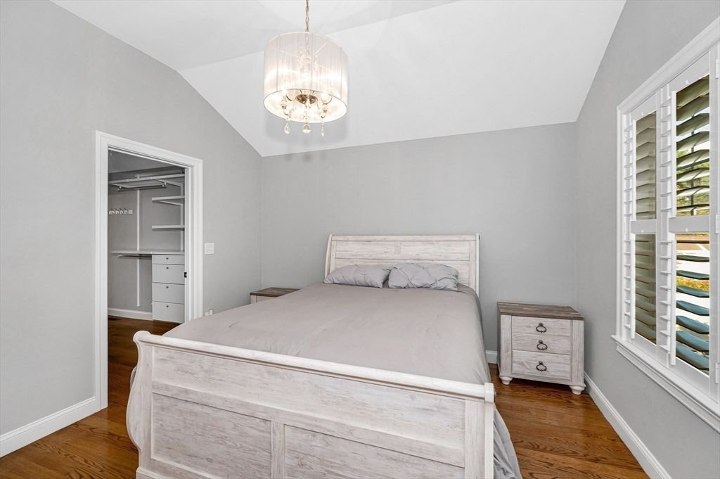 Bedroom, Interior, Pendant Lights, Wood Texture Flooring