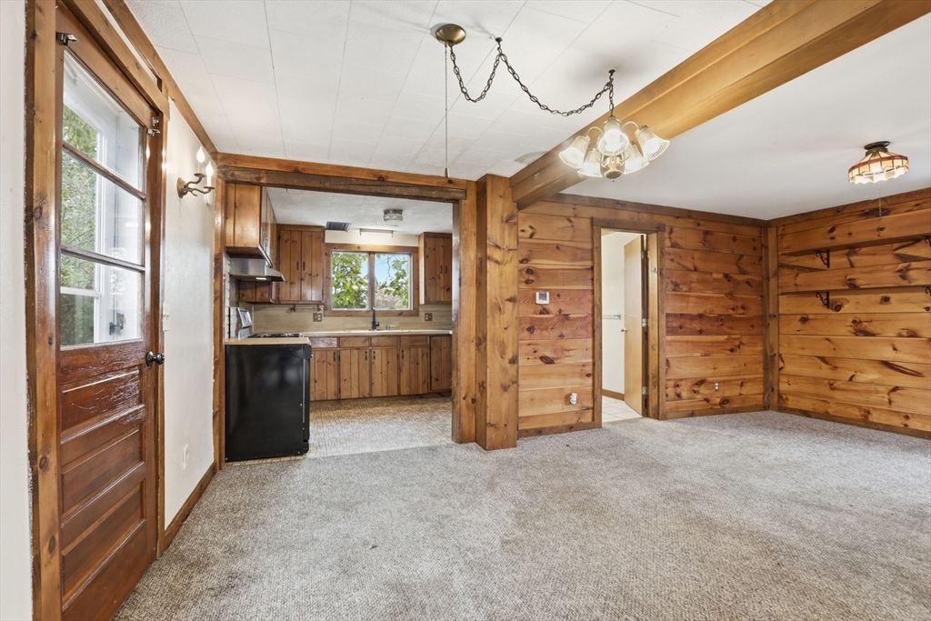 Chandelier, Empty room, Interior, Kitchen, Pendant Lights, Wooden Walls