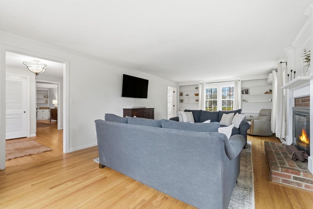 Fireplace, Interior, Living room, Wood Texture Flooring