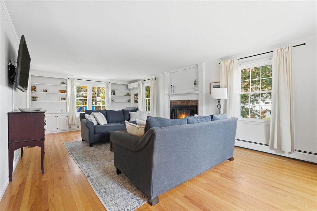 Fireplace, Interior, Living room, Piano, Wood Texture Flooring