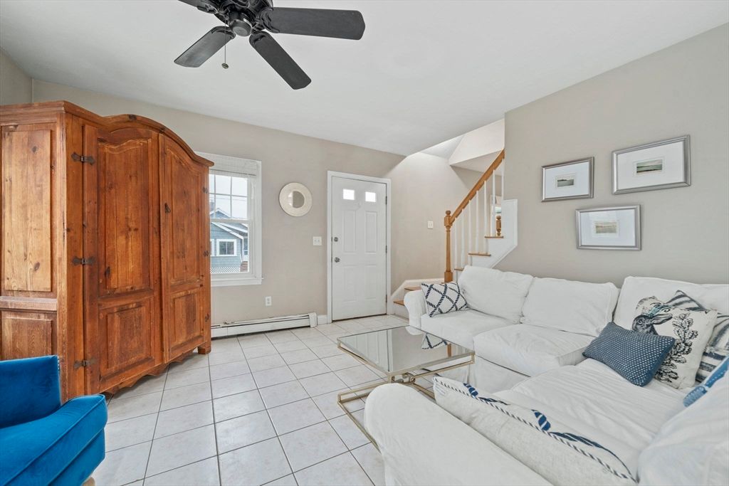 Interior, Living room