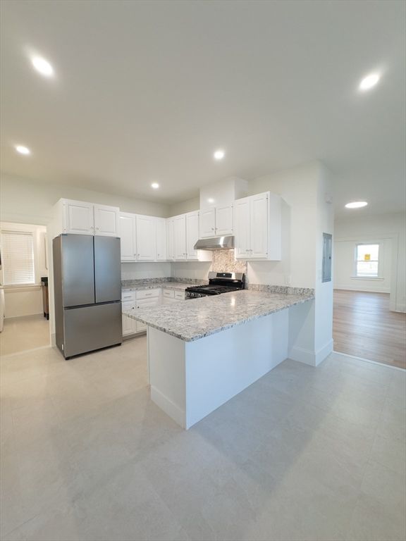 Interior, Kitchen, Recessed Lighting