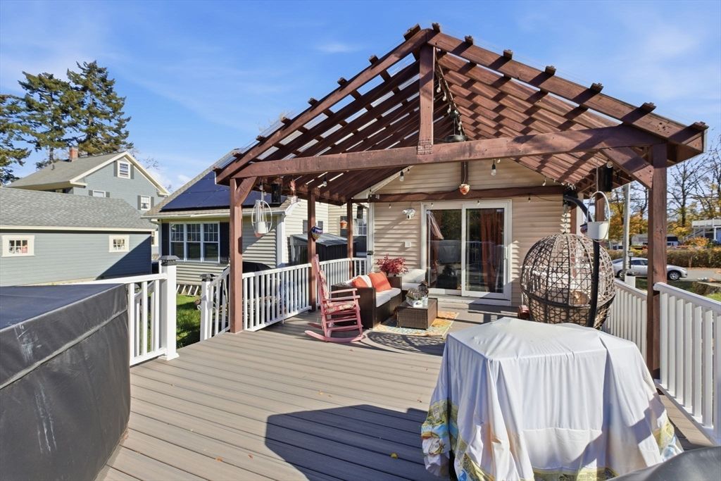 Exterior, Solar Panels