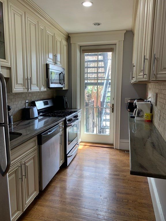 Interior, Kitchen, Recessed Lighting, Wood Texture Flooring