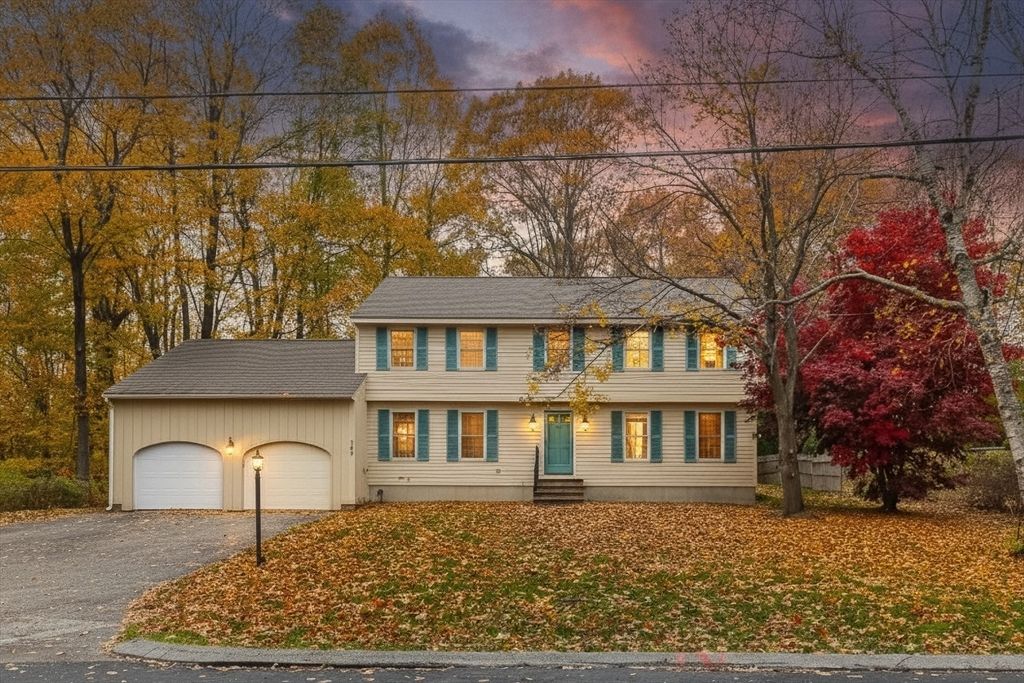 Attached, Exterior, Facade, Georgian