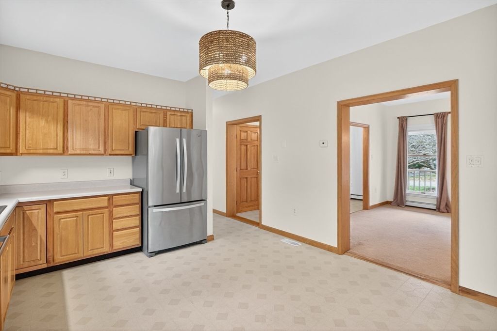 Chandelier, Interior, Kitchen