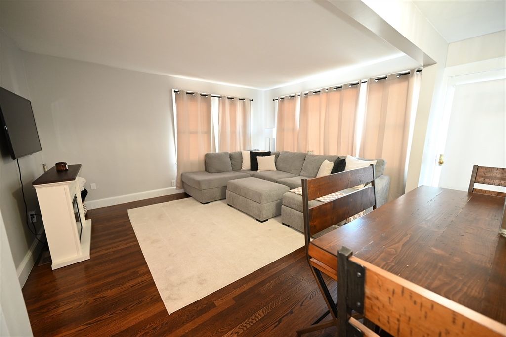 Dining room, Interior, Living room, Wood Texture Flooring