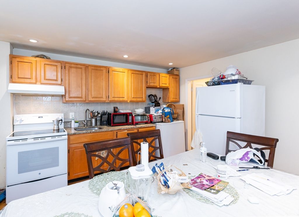 Dining room, Interior, Kitchen, Recessed Lighting