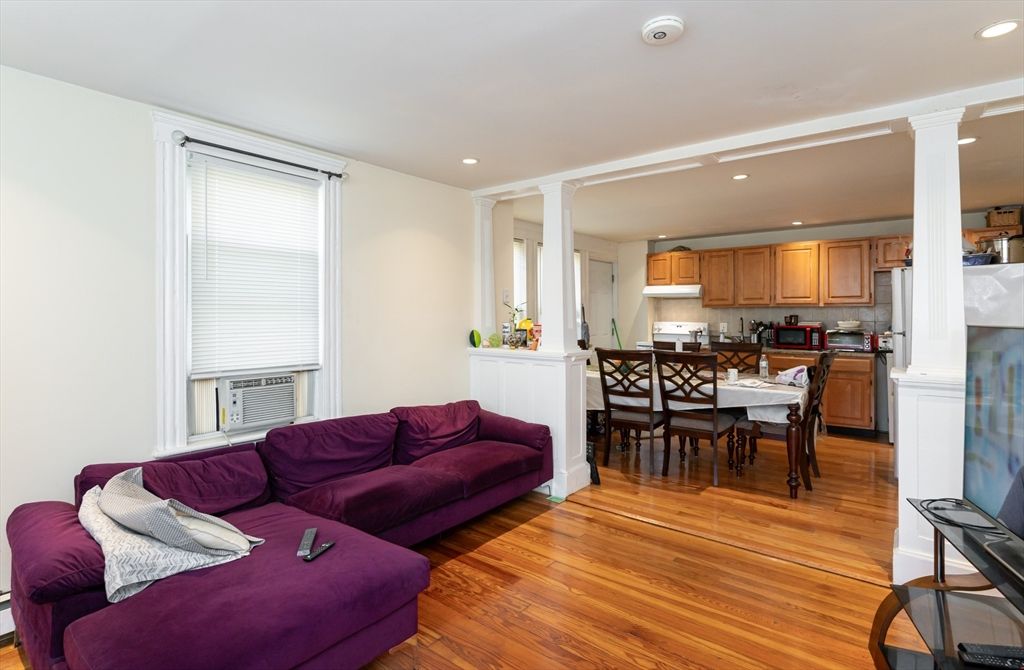 Dining room, Interior, Kitchen, Living room, Recessed Lighting, Wood Texture Flooring