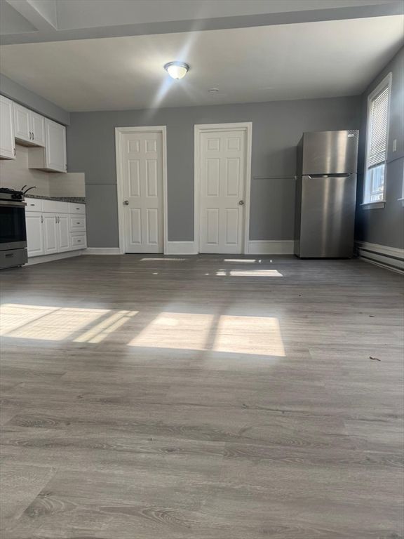 Empty room, Interior, Kitchen, Wood Texture Flooring