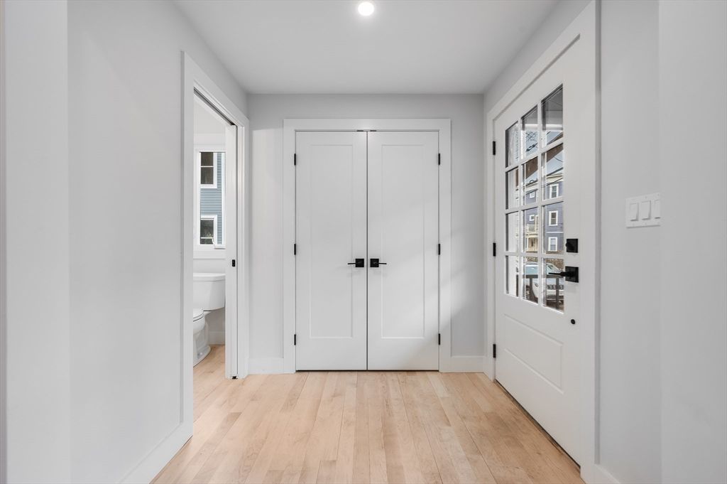 Bathroom, Interior, Recessed Lighting, Wood Texture Flooring