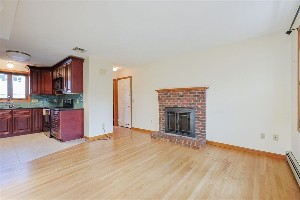 Fireplace, Interior, Kitchen, Wood Texture Flooring