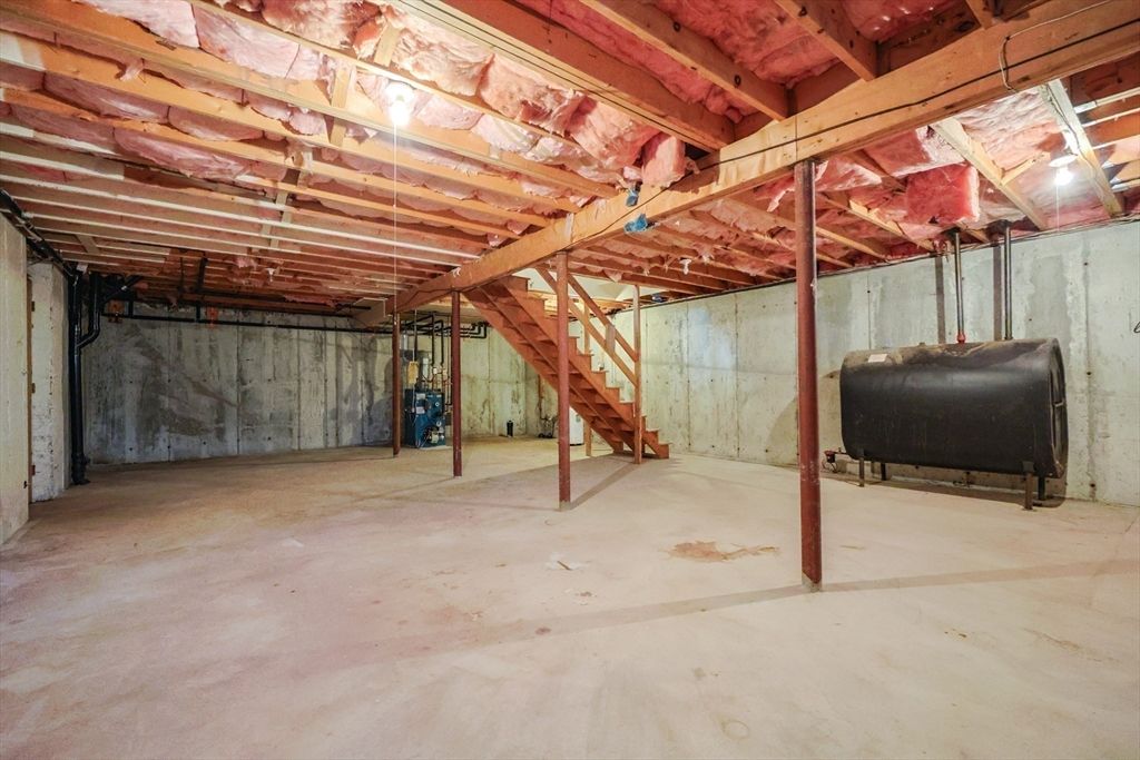 Interior, Wooden Beams