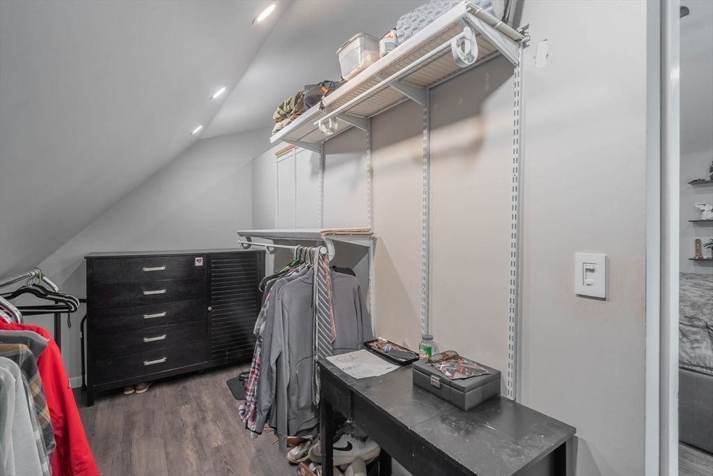 Interior, Recessed Lighting, Walk-in Closets, Wood Texture Flooring