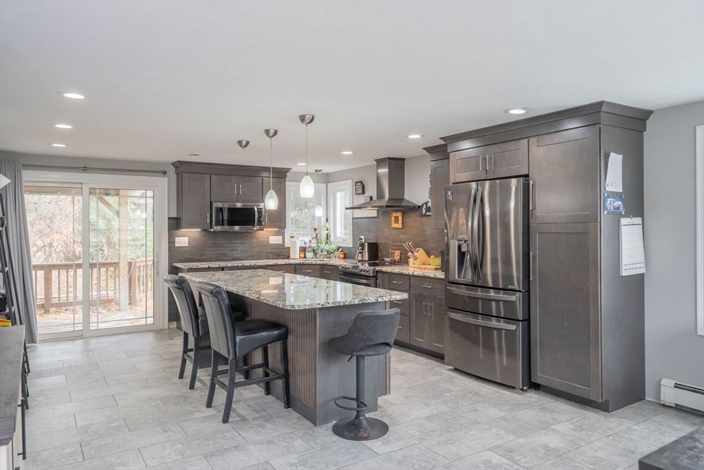 Interior, Kitchen, Pendant Lights, Recessed Lighting, Stainless Steel Appliances