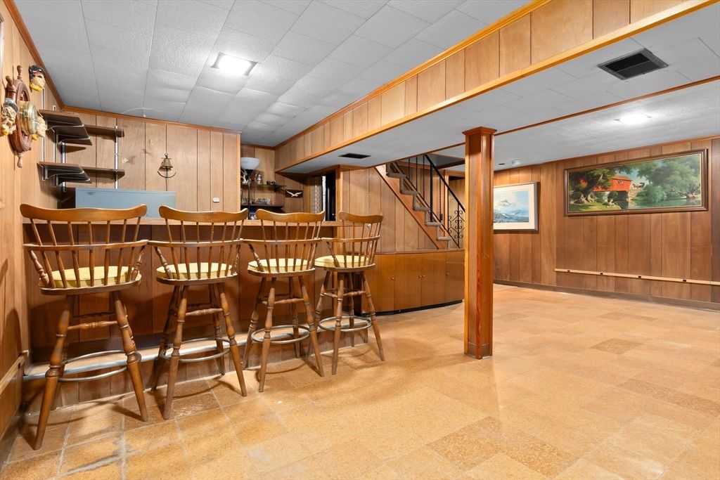 Interior, Kitchen, Recessed Lighting, Wooden Walls