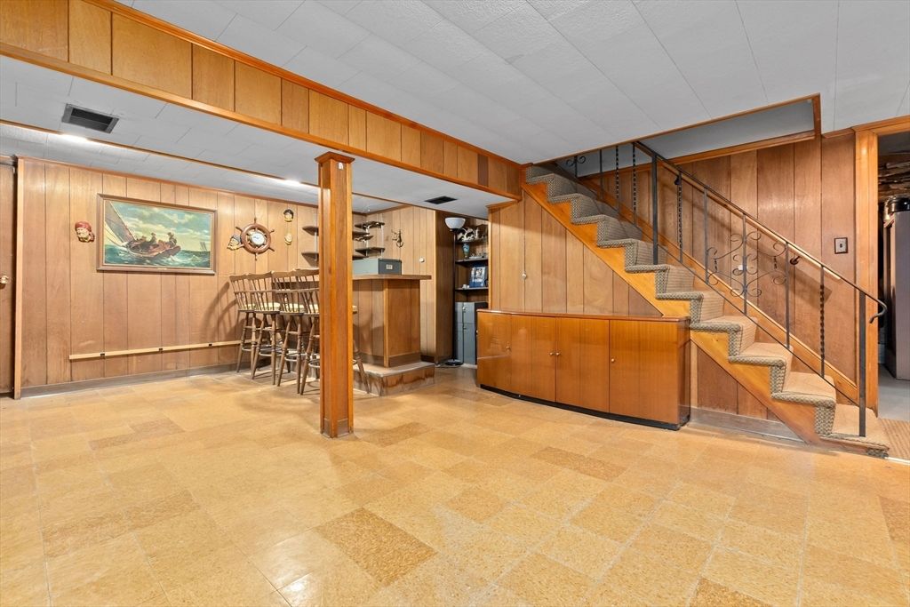 Interior, Wooden Walls