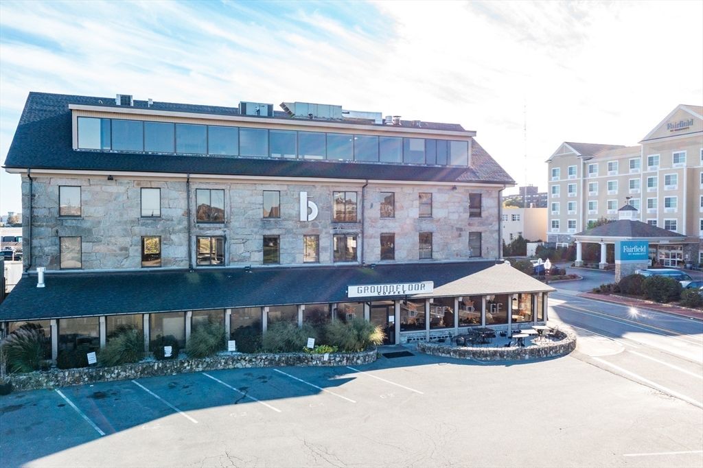 Exterior, Facade, Condo Building