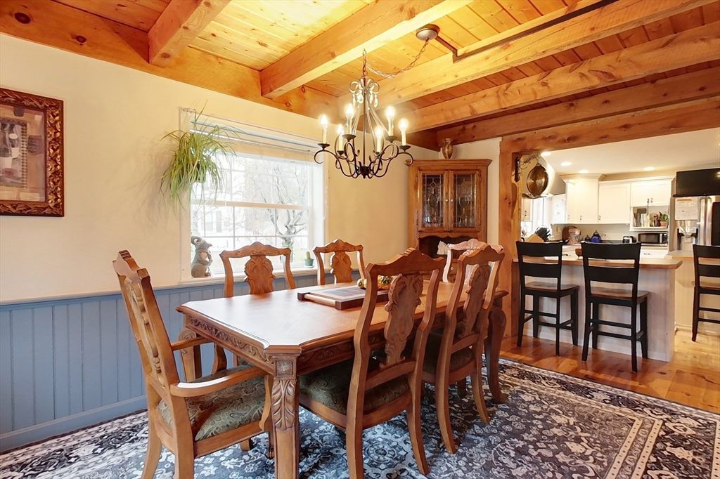 Chandelier, Dining room, Interior, Kitchen, Recessed Lighting, Wooden Beams, Wooden Ceilings, Wood Texture Flooring