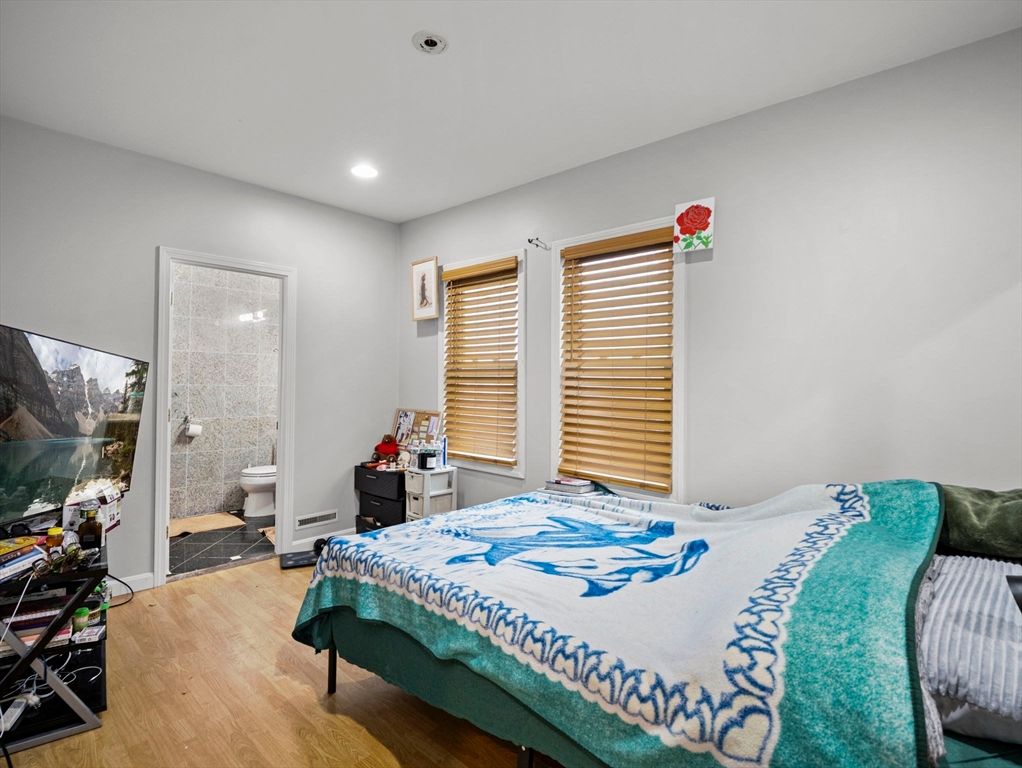 Bathroom, Bedroom, Interior, Recessed Lighting, Wood Texture Flooring