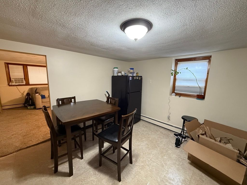 Dining room, Interior