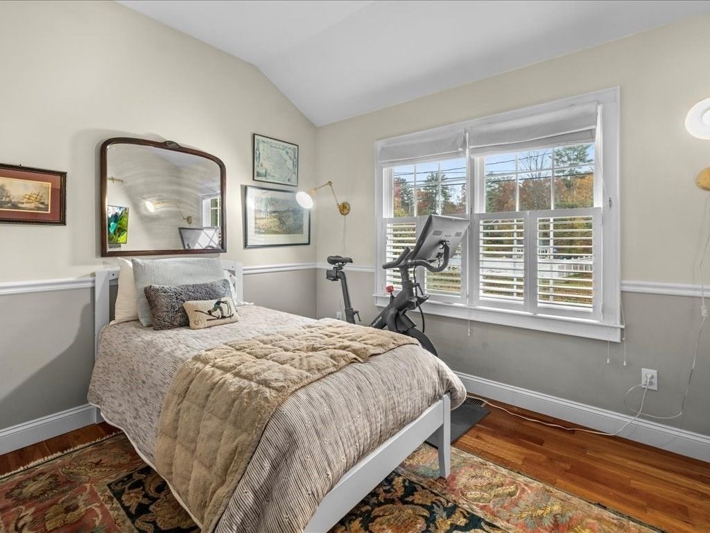 Bedroom, Fitness Equipment, Interior, Wood Texture Flooring