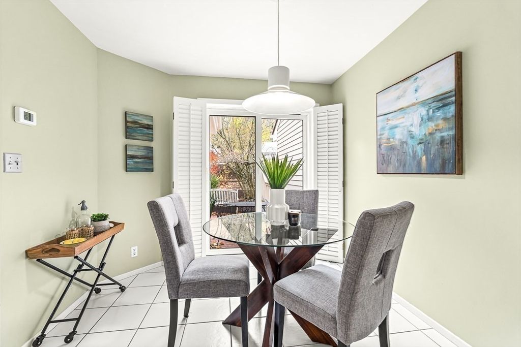Dining room, Interior, Pendant Lights