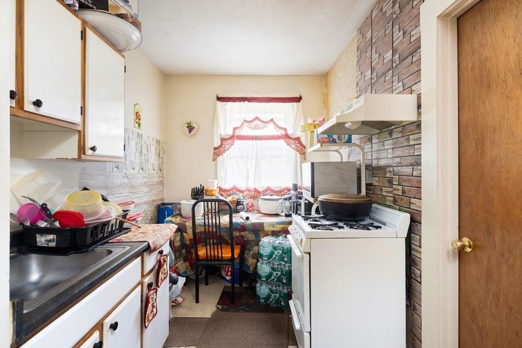 Dining room, Interior, Kitchen, Stone Walls