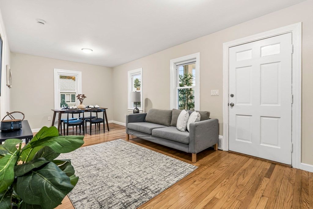 Dining room, Interior, Living room, Wood Texture Flooring