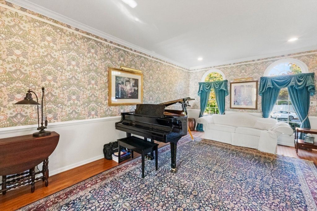 Interior, Living room, Piano, Recessed Lighting, Wood Texture Flooring