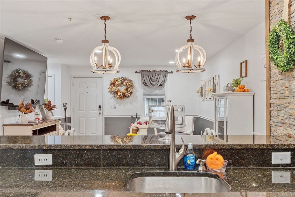 Interior, Kitchen, Pendant Lights