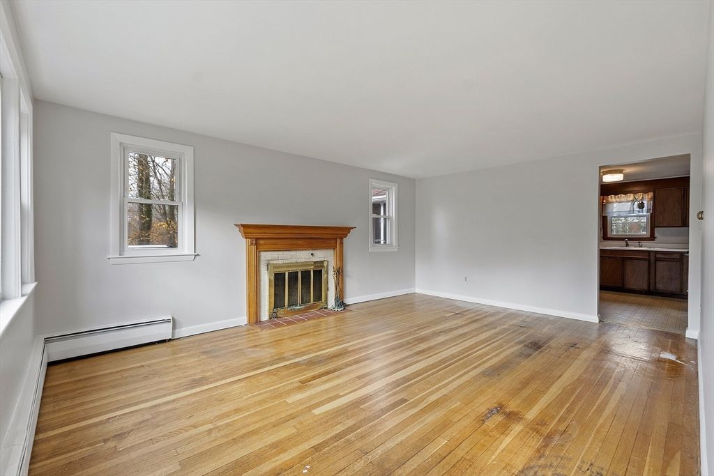 Empty room, Fireplace, Interior, Wood Texture Flooring