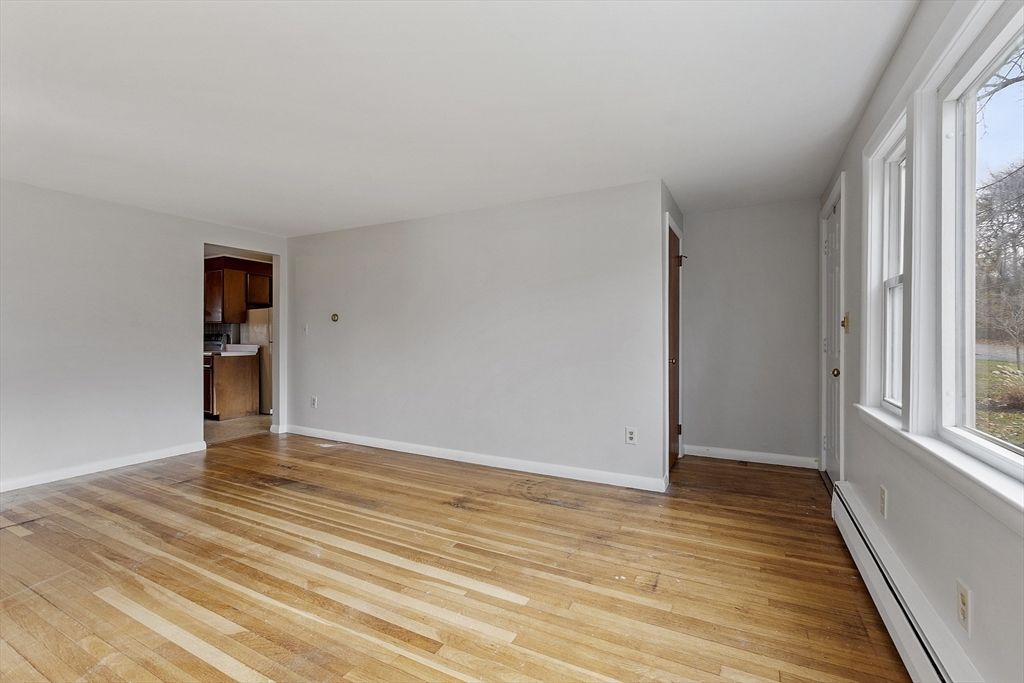 Empty room, Interior, Kitchen, Wood Texture Flooring